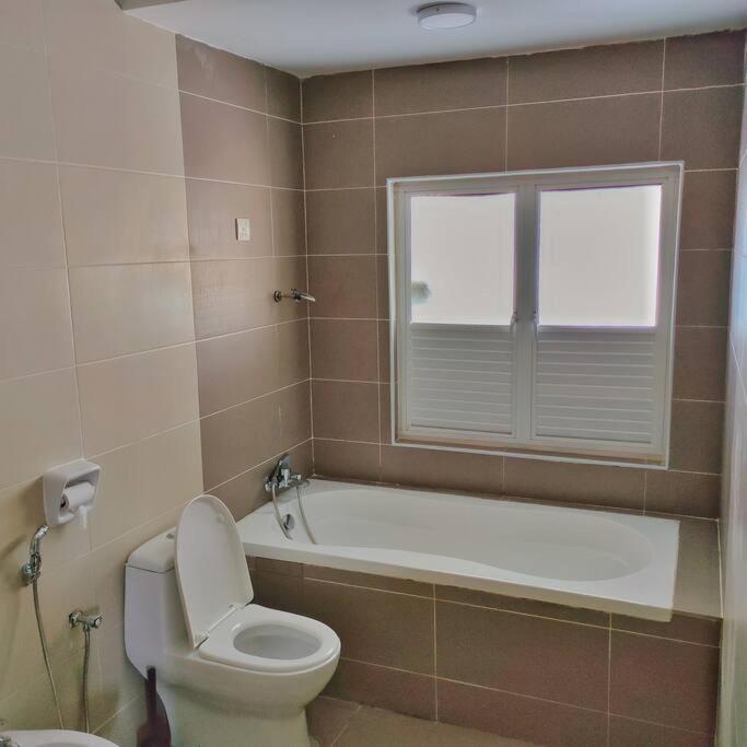 3 Storey Swimming Pool&Projector House Setia Alam 莎阿南 外观 照片